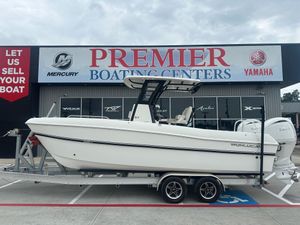World Cat 235 TE