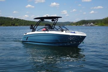2026 Cobalt R8 Surf