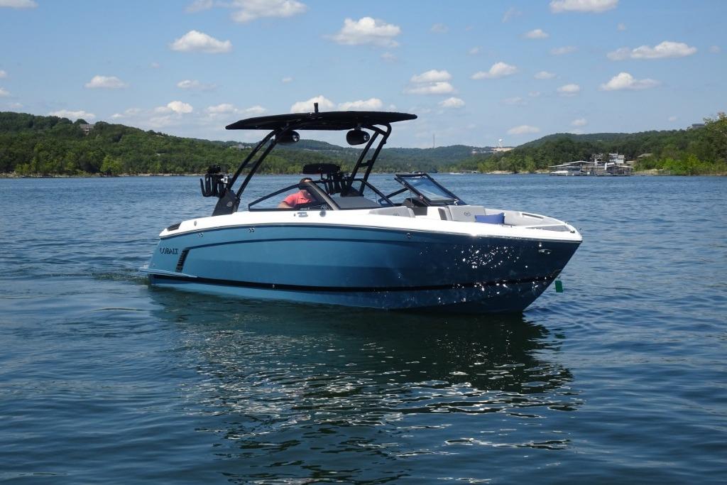 2026 Cobalt R8 Surf