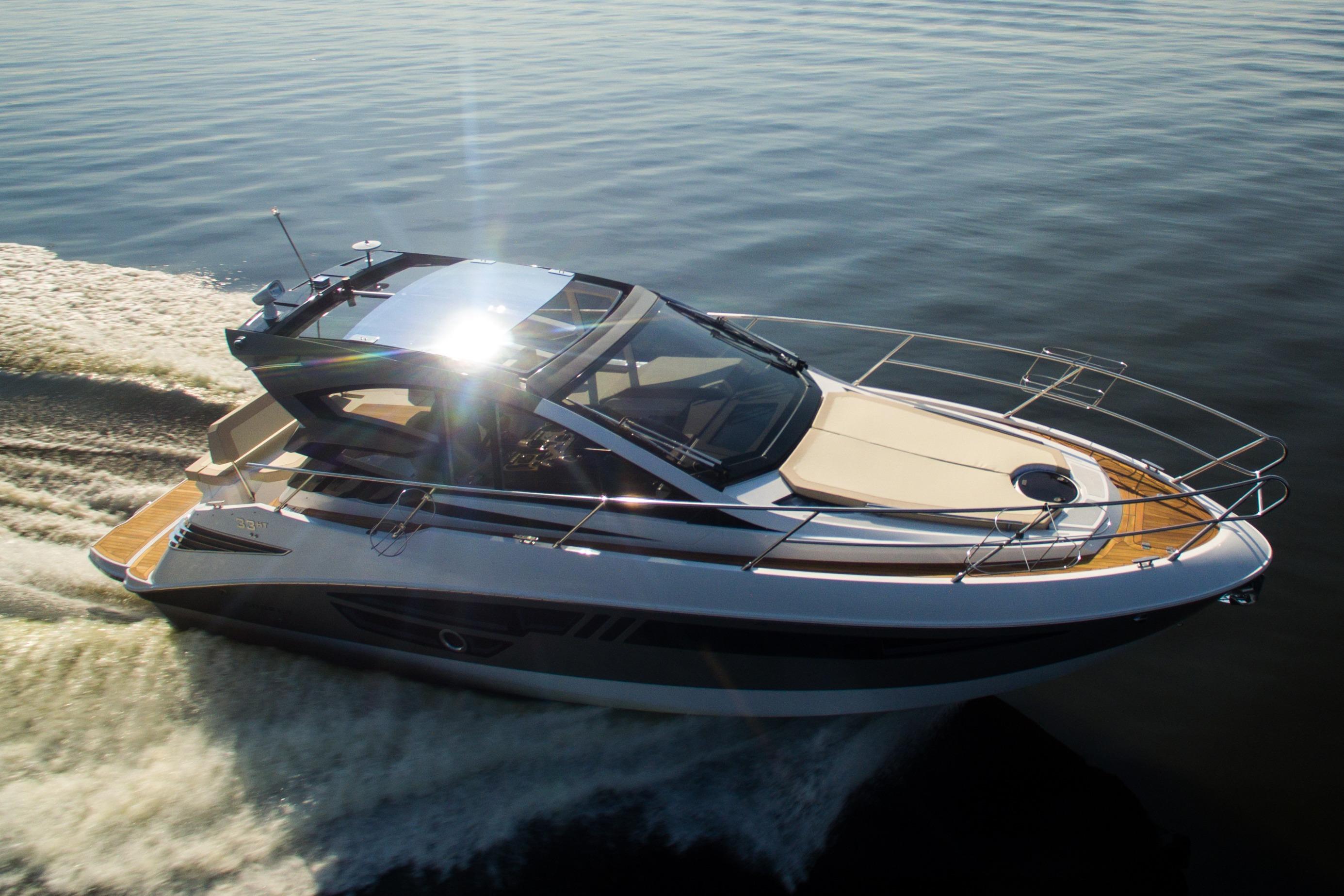 2026 Cobrey 33 HT