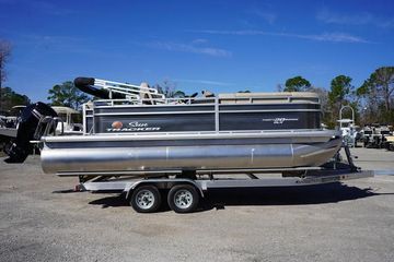 2025 Sun Tracker 20 Party Barge