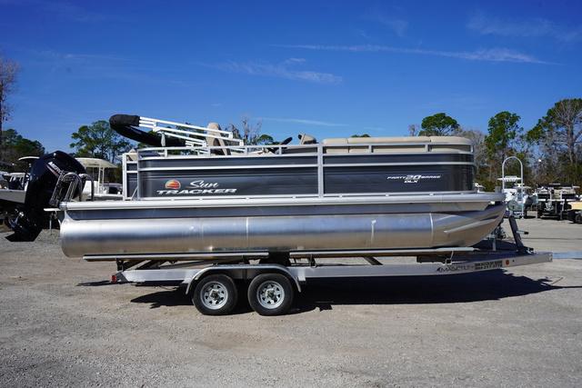 2025 Sun Tracker Party Barge 20