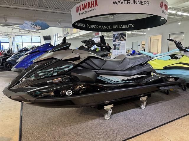 Yamaha WaveRunner gp