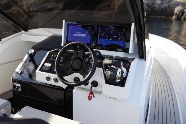 2024 De Antonio Yachts D36
