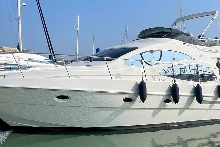2002 Azimut 42E
