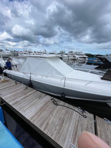 2007 Intrepid 370 Cuddy