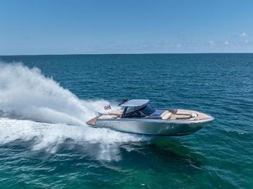 2019 CNM Continental 54