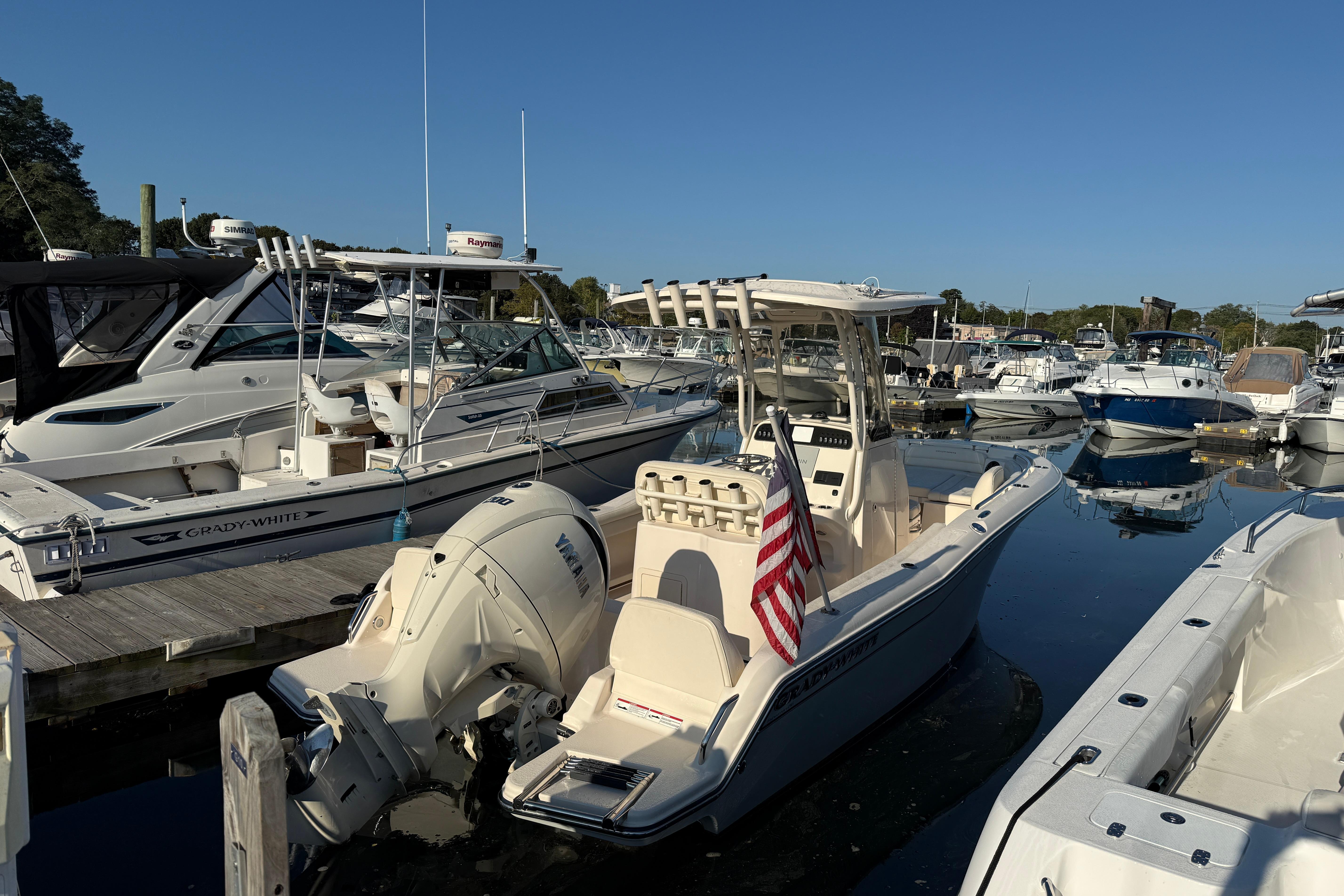 2024 Grady-White Fisherman 216