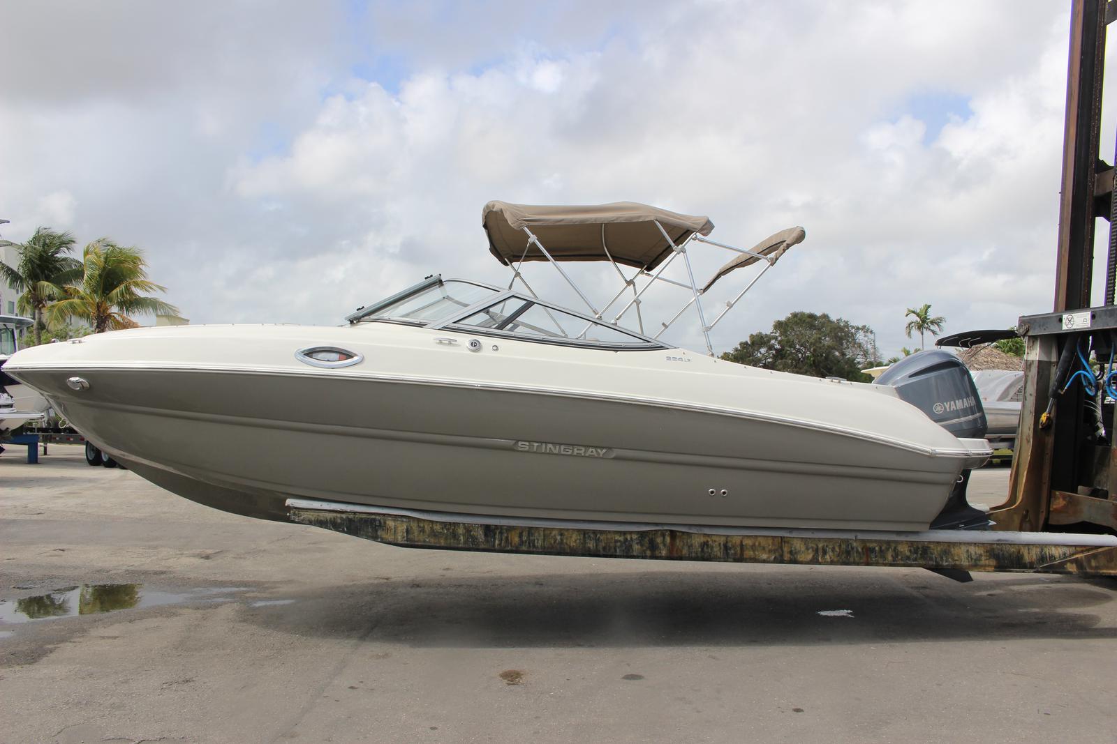 2018 Stingray 234LR, Pompano Beach Florida - boats.com