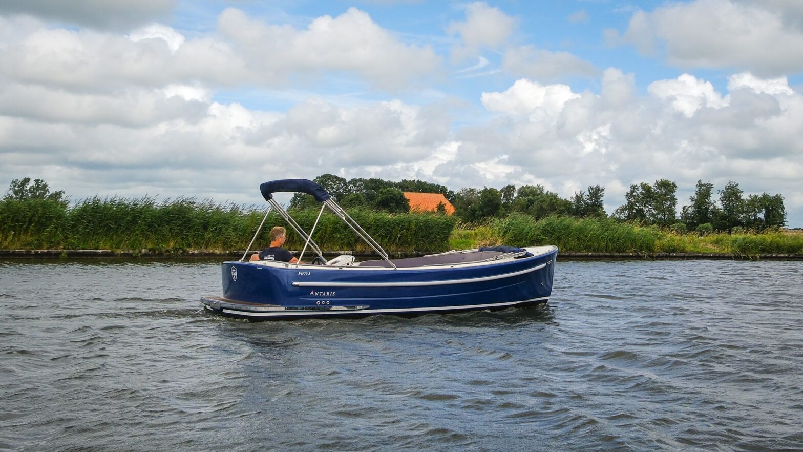 2014 Antaris Fifty5