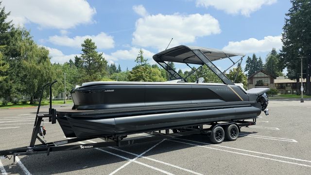 2025 Manitou 26 Explore 6' Max Deck With Dual 150Hp Motors