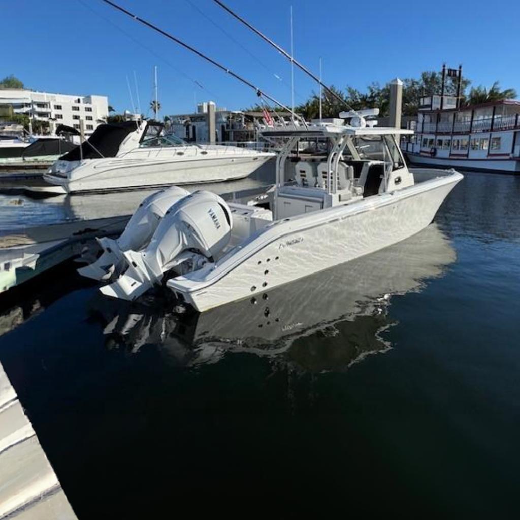 2025 Pursuit S 328 Sport