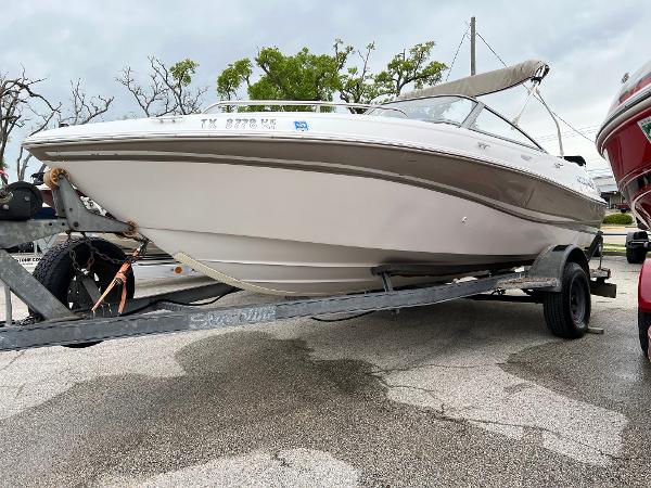 2003 Four Winns 190 Horizon