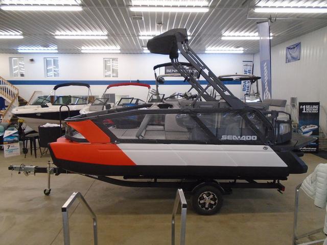 Sea-Doo Switch® Sport 18-230 hp
