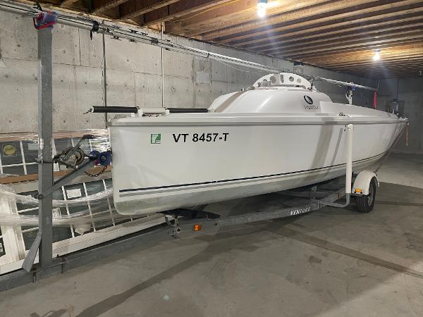 Hunter 216