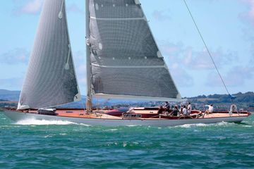 2014 Spirit Yachts R74