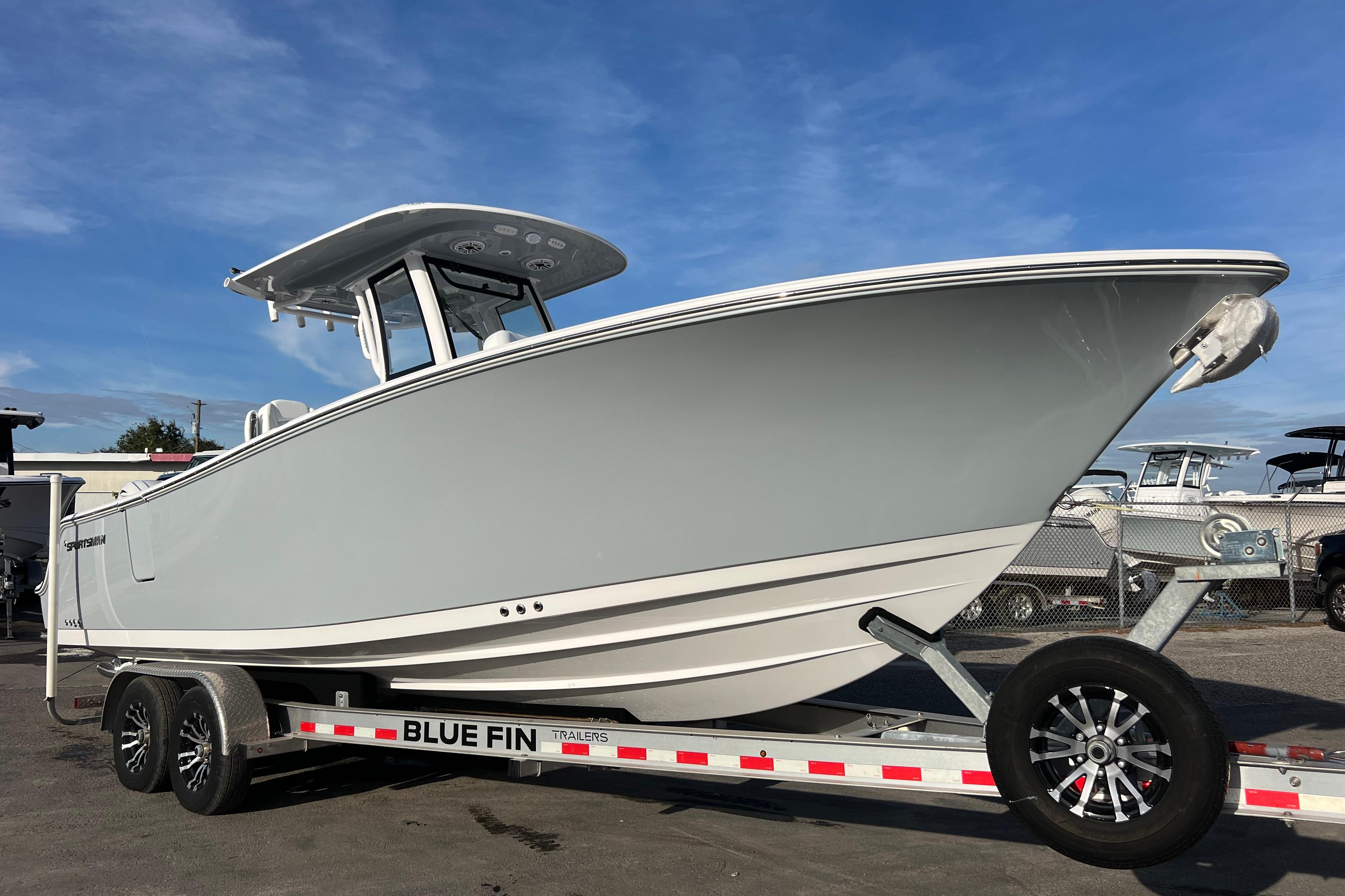 2026 Sportsman Heritage 261 Center Console
