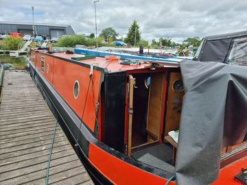 2015 Glen Narrowboats 58ft Semi Trad called Cus I Can