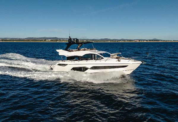 2021 Sunseeker Manhattan 68