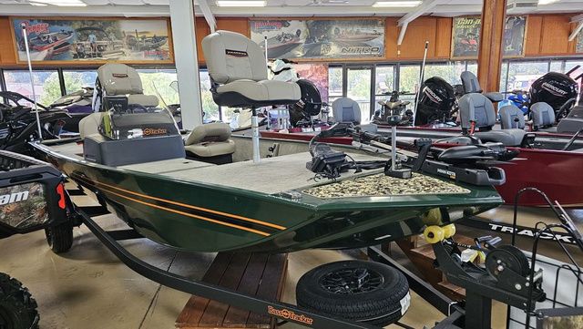 2026 Tracker Bass Tracker Classic Limited