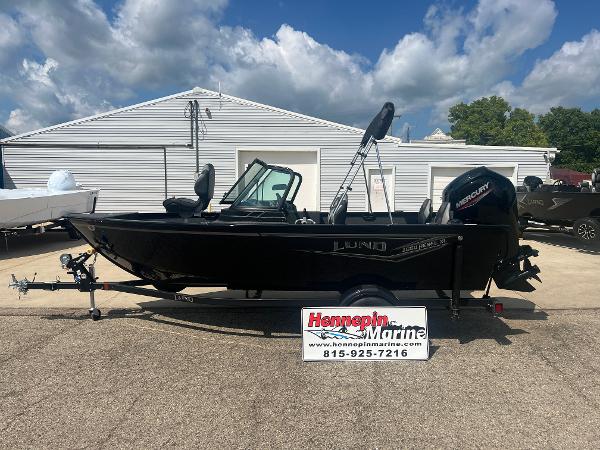 Lund 1650 Rebel XL Sport 2025 Lund 1650 Rebel XL Sport boat on trailer at Hennepin Marine dealership.