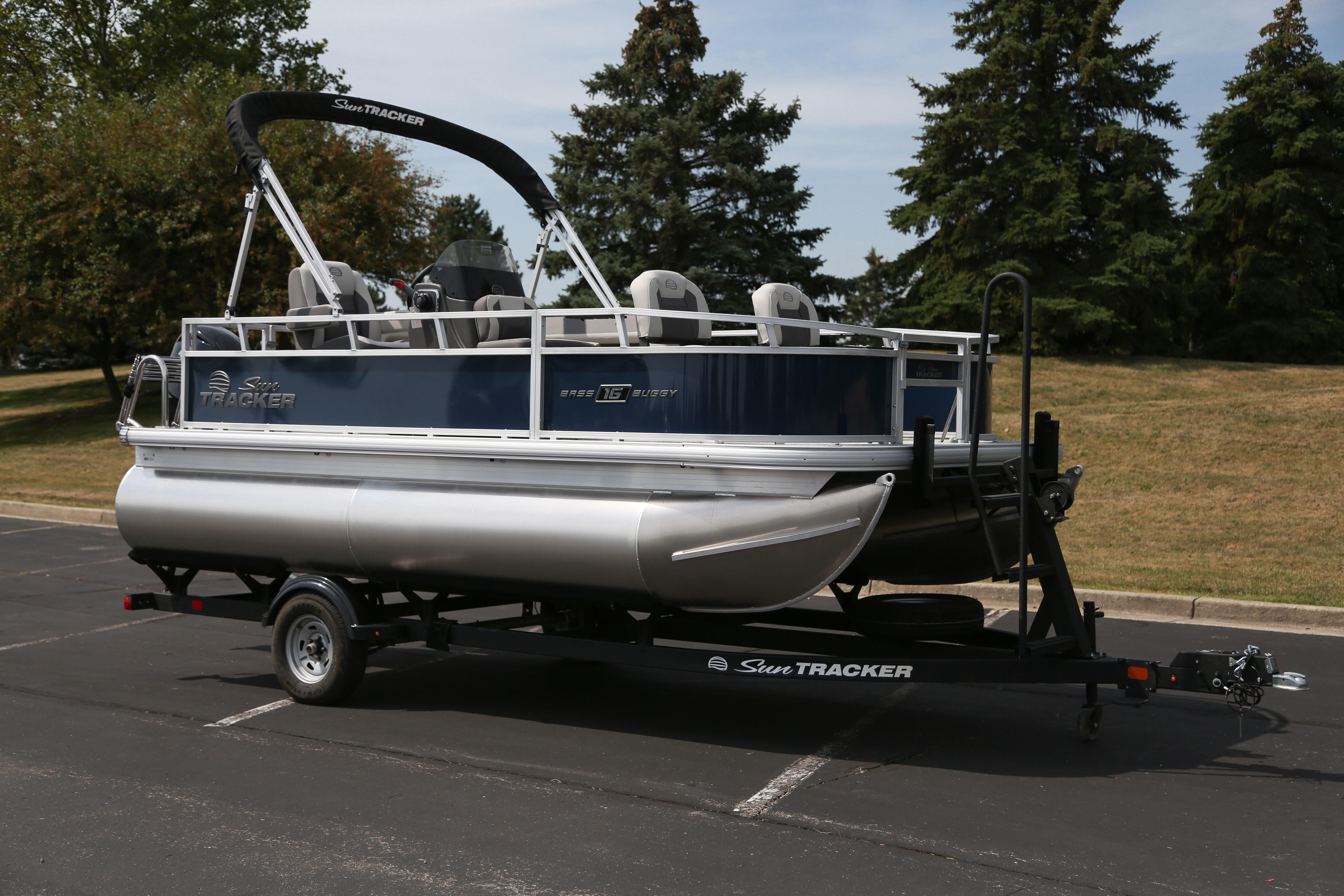 2026 Sun Tracker Bass Buggy 16 XL Select