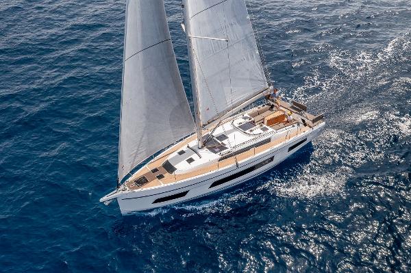 2025 Dufour 41