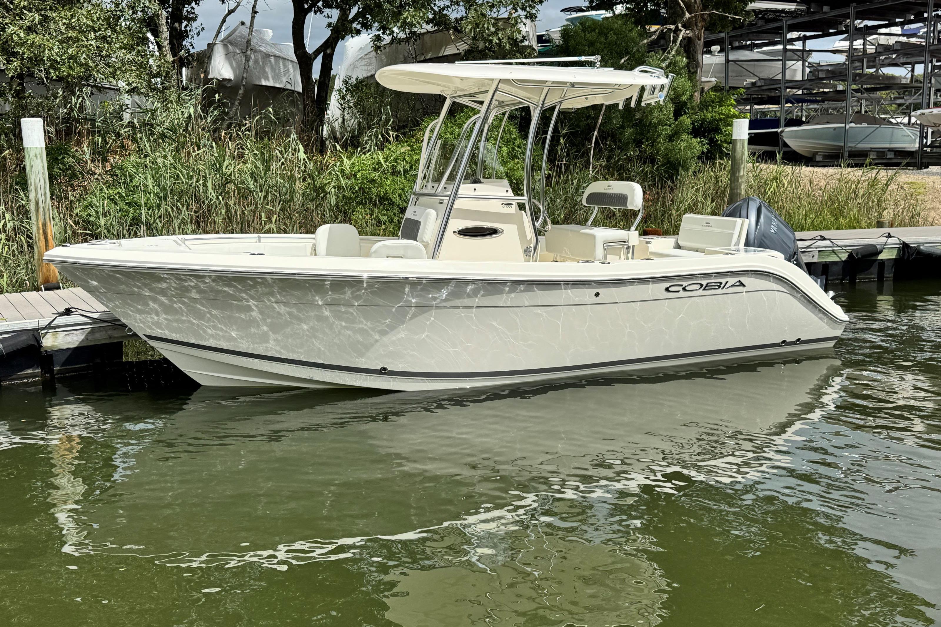 2026 Cobia 220 Center Console
