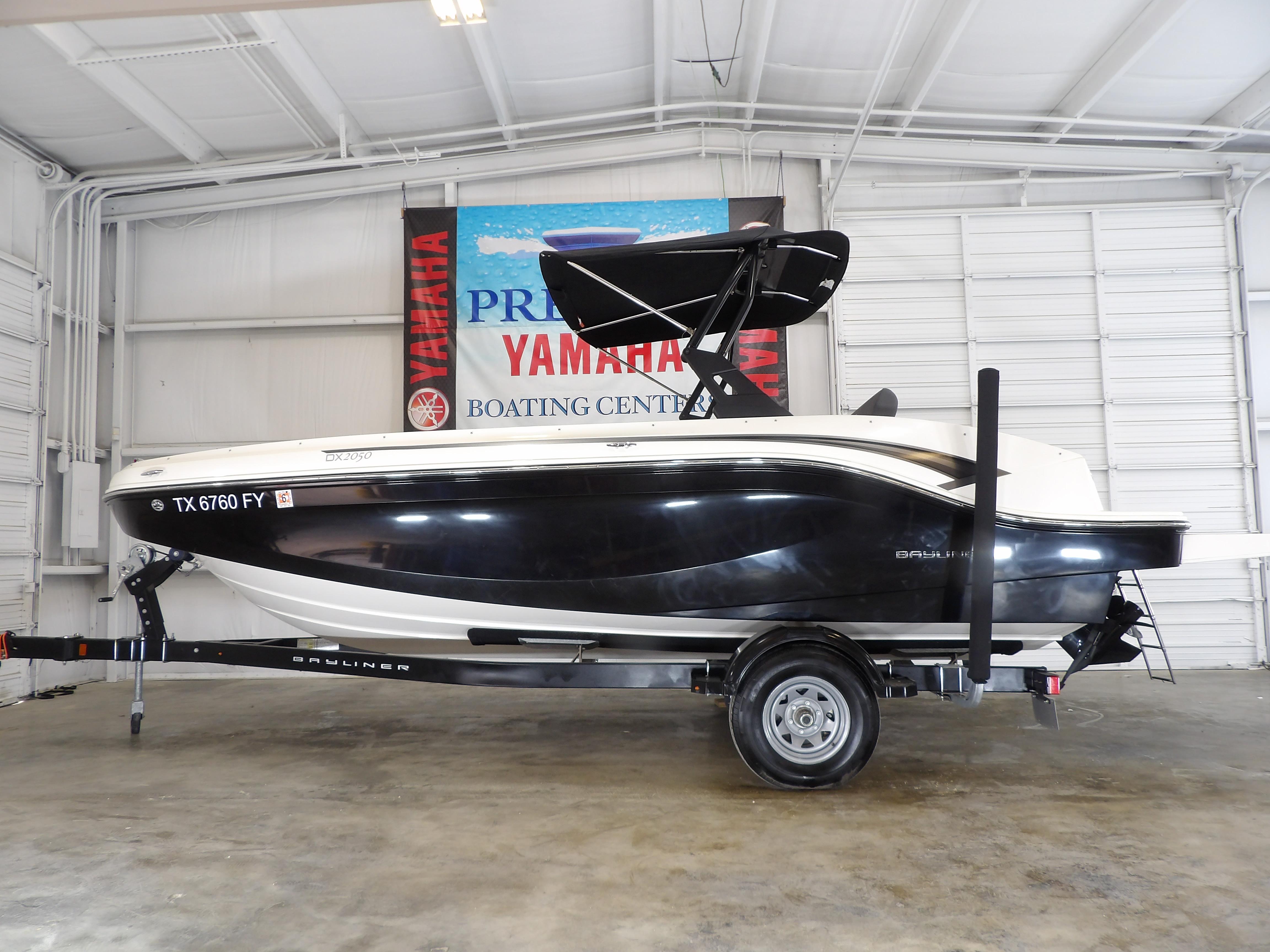 Bayliner DX2050