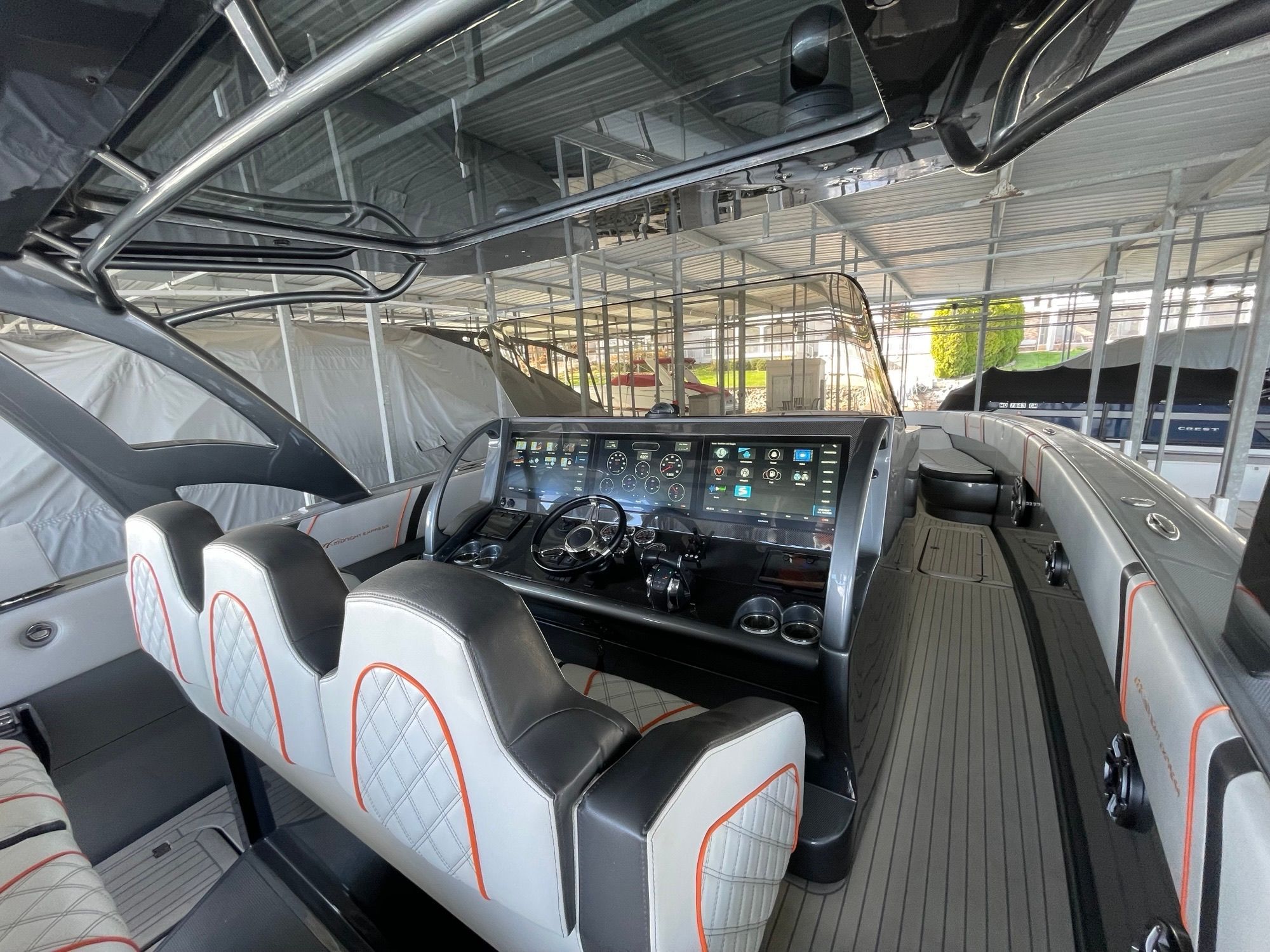 2021 Midnight Express 43' Open