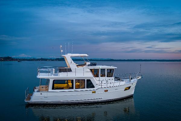 2025 North Pacific 450 Pilothouse
