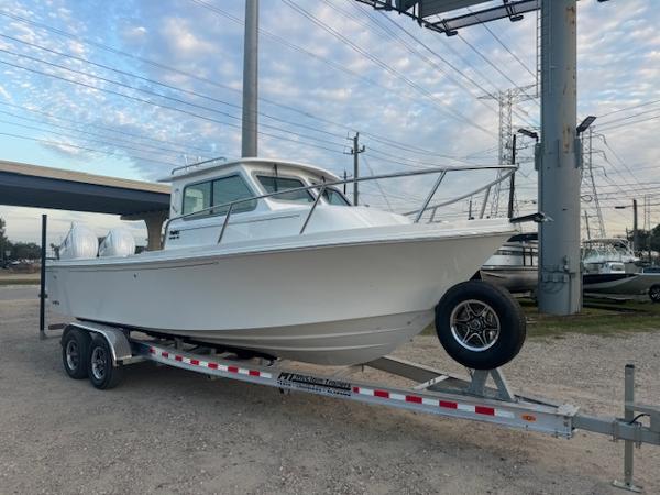 2025 Parker 2420 Sport Cabin