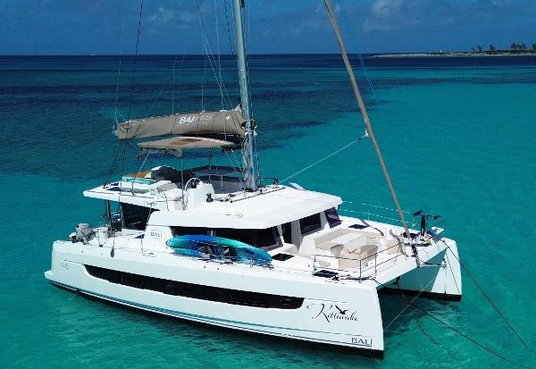 Bali 4.8 2020 Bali 4.8 catamaran sailing on clear turquoise waters.