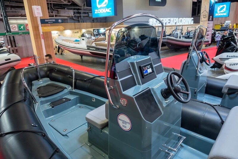 2025 Bombard Explorer 700