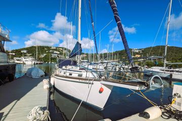 1986 Island Packet 38