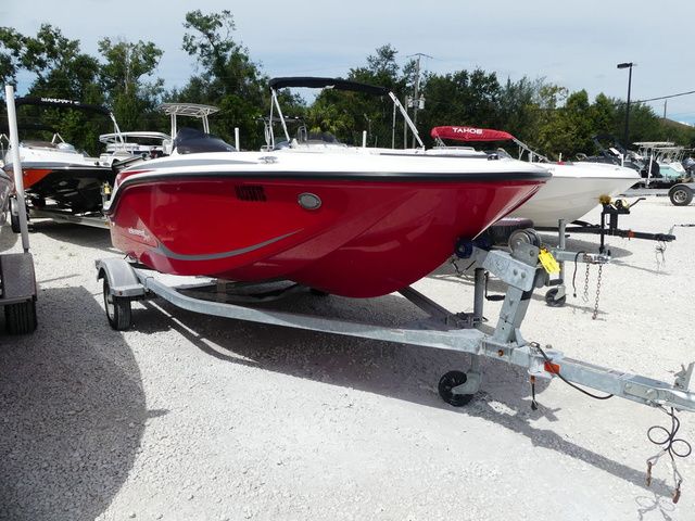 2013 Bayliner Element M15