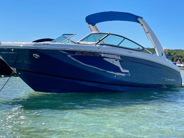 Regal 26 FasDeck
