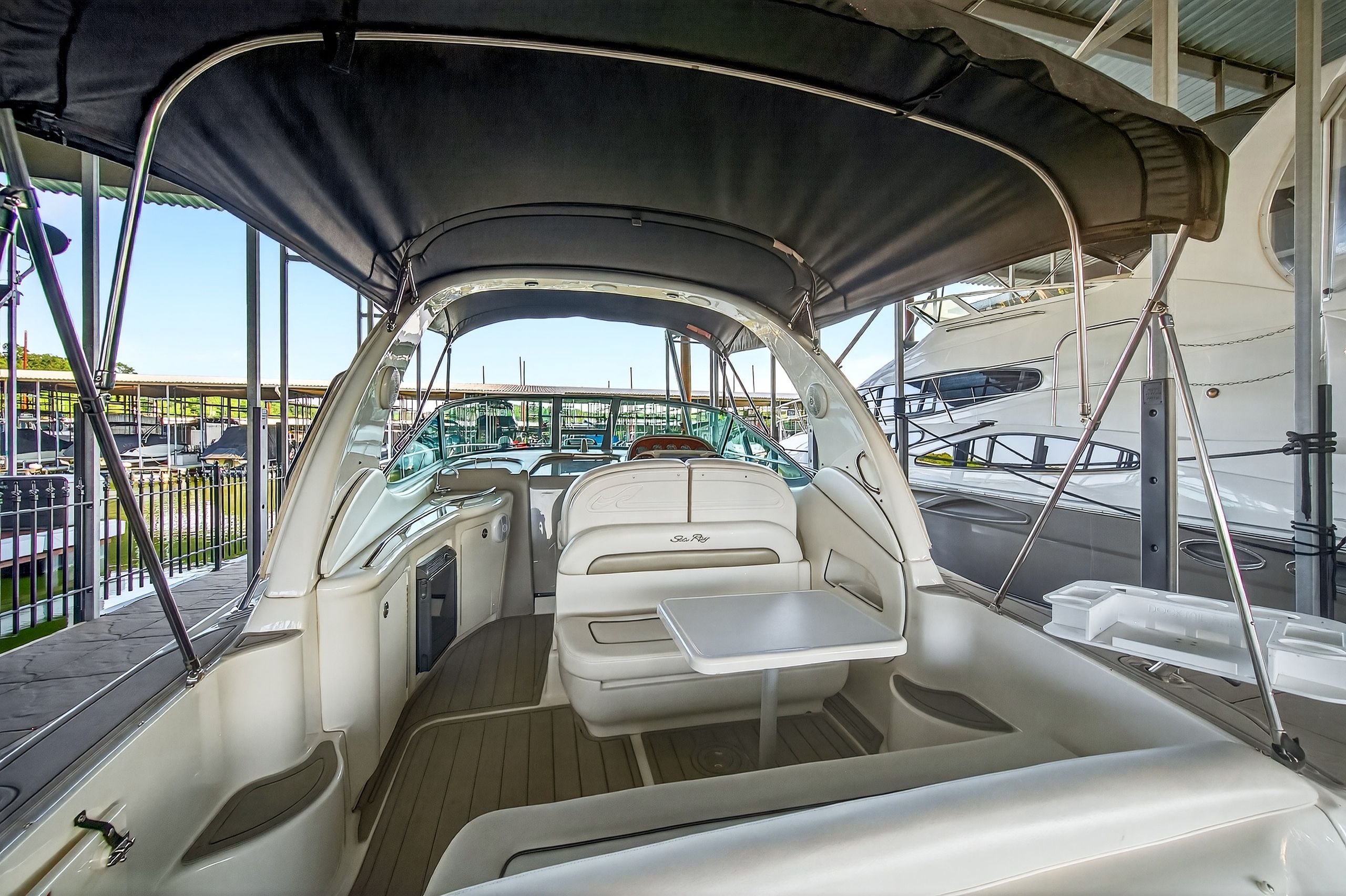 2006 Sea Ray 300 Sundancer