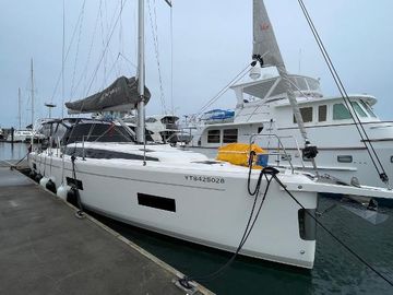 2021 Bavaria C42