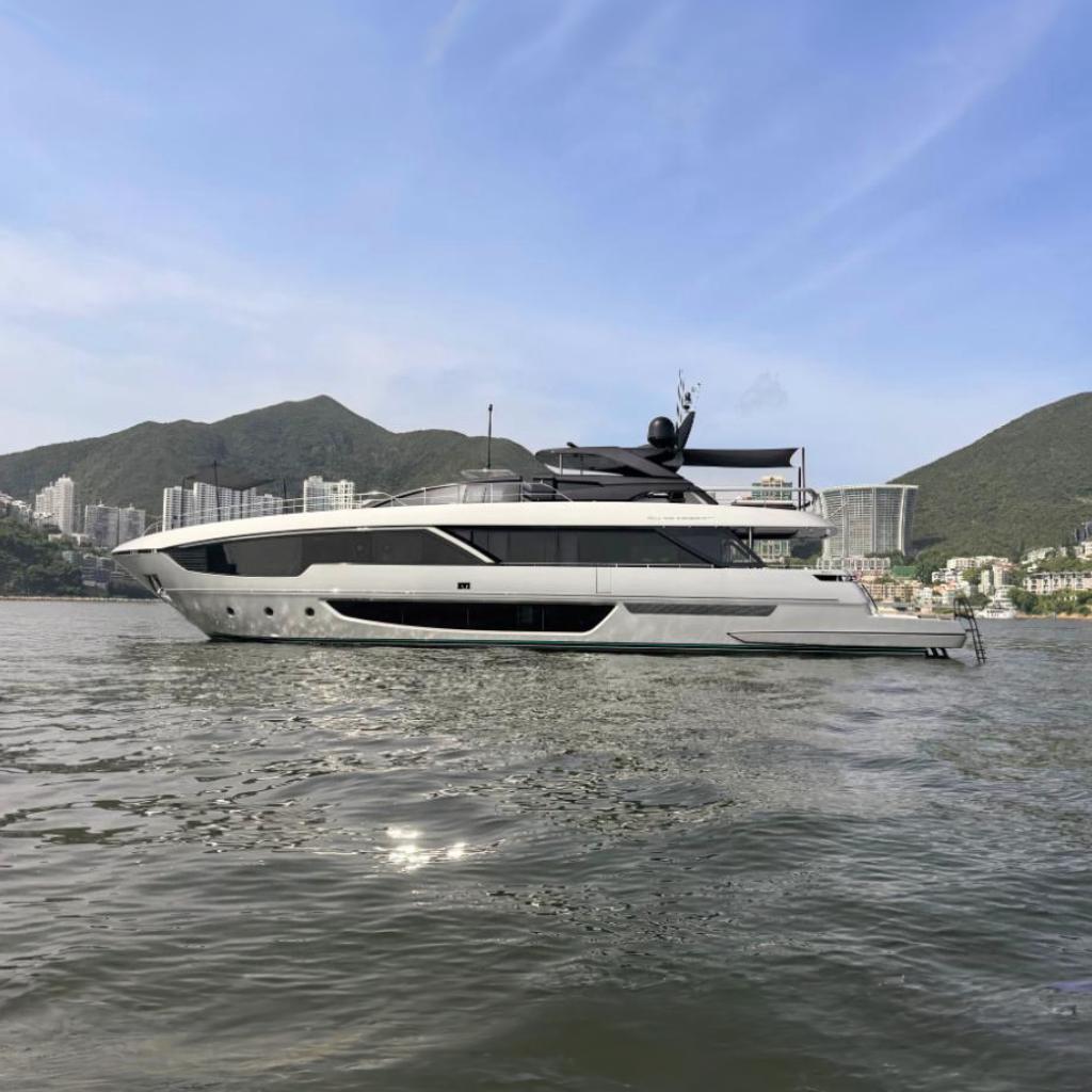 2024 Riva 102' Corsaro Super
