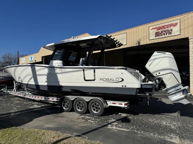 2024 Robalo R360