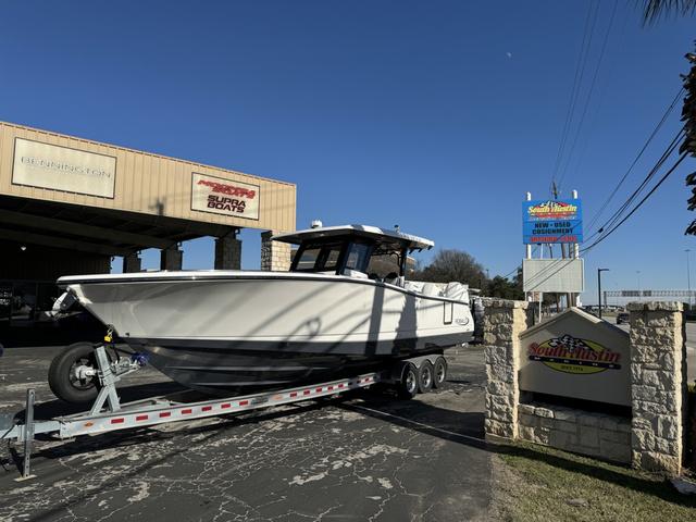 2024 Robalo R360