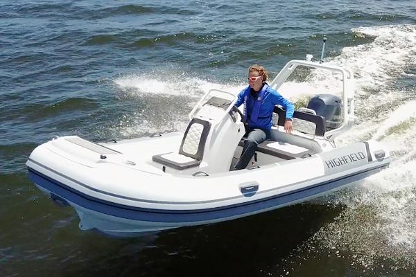 Highfield Sport 460 Manufacturer Provided Image