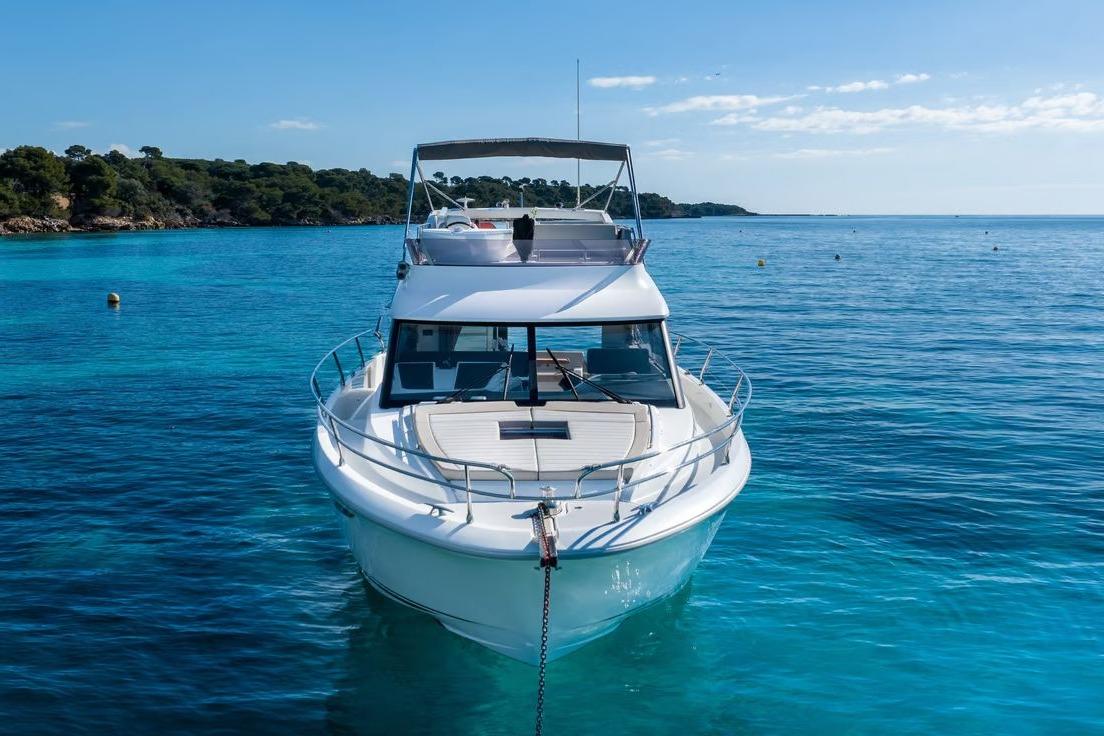 2017 Jeanneau Velasco 37F