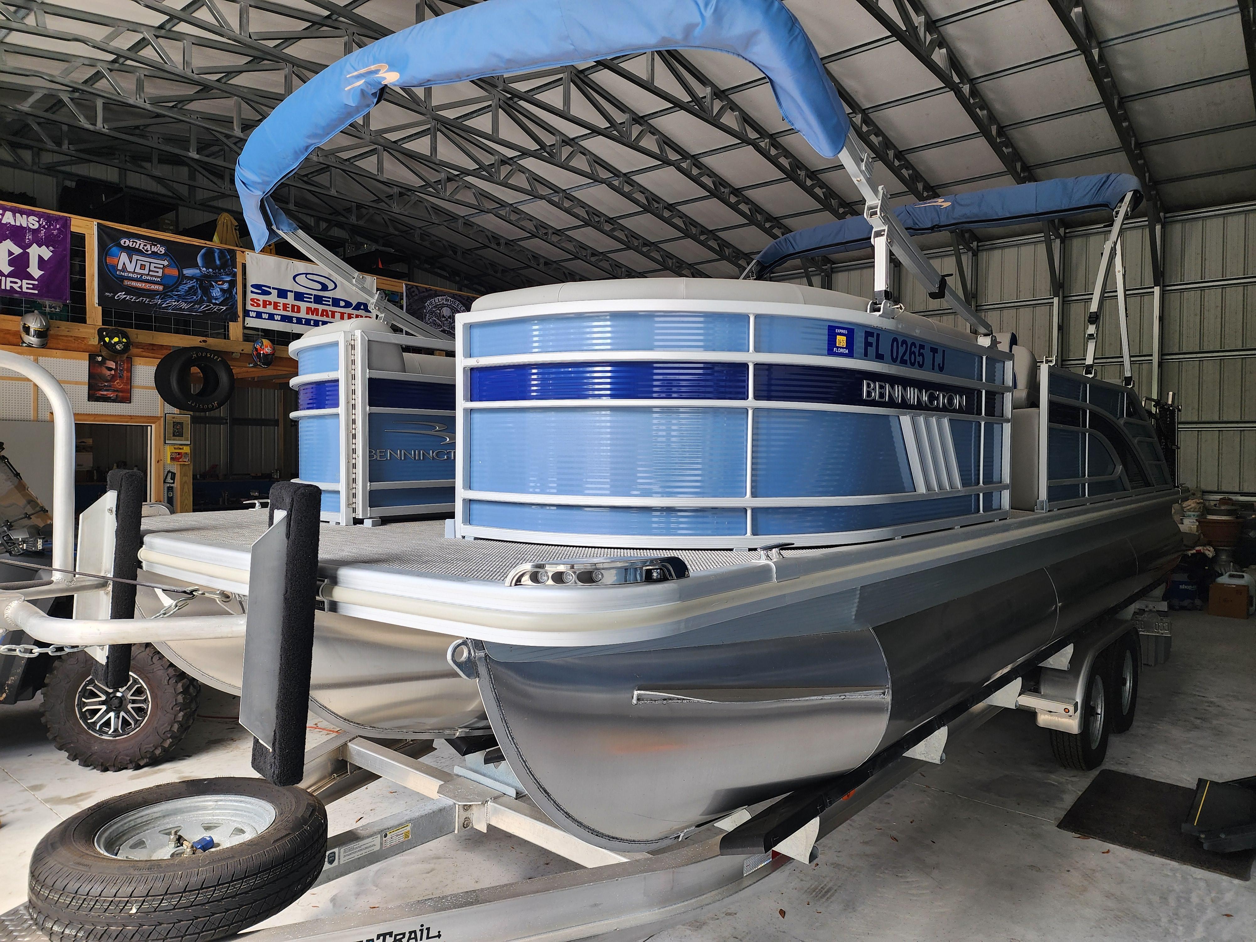 2023 Bennington 23LSB