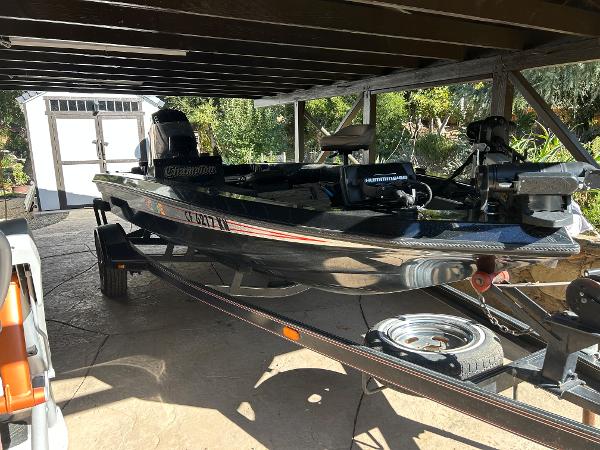 FS. CHAMPION 171DC BASSBOAT