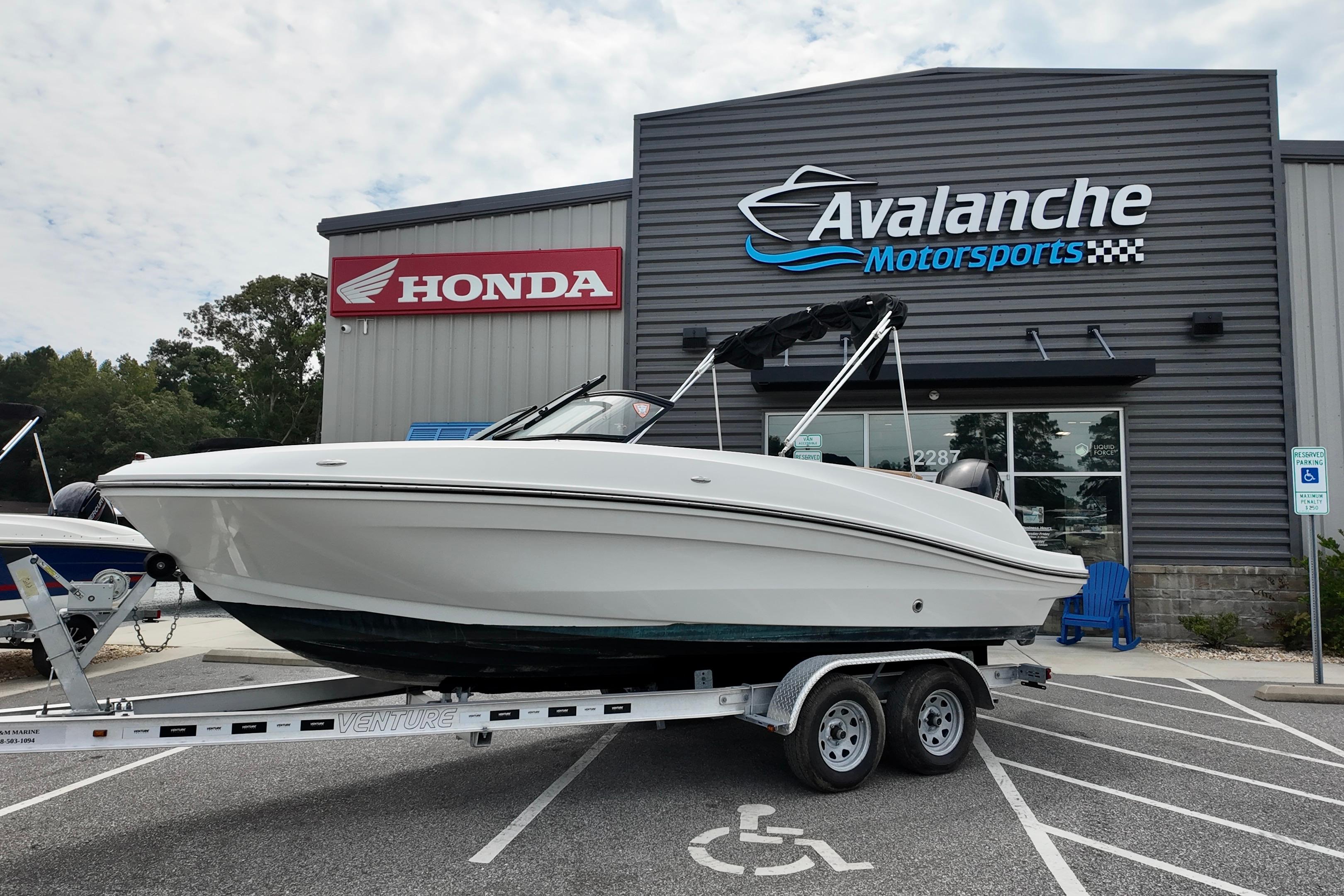 2021 Bayliner VR5 Bowrider OB