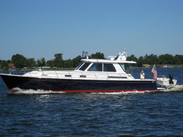 Sabre 52 Salon Express 2010 Sabre 52 Salon Express yacht cruising on a sunny day.