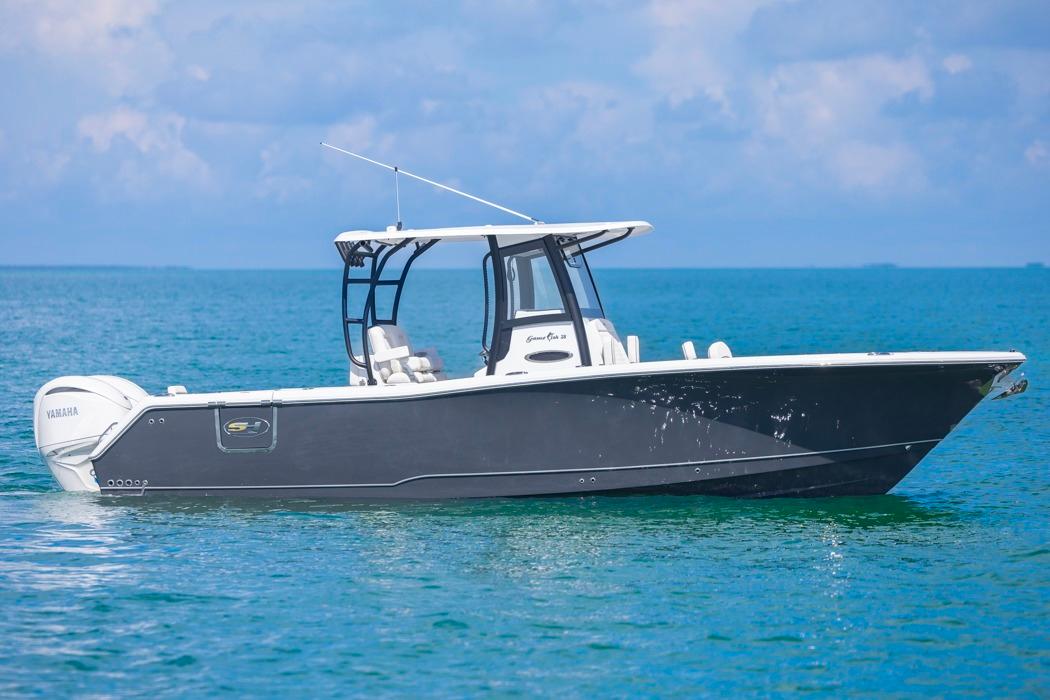2026 Sea Hunt Gamefish 28 Forward Seating