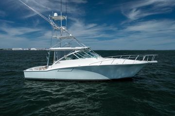 2004 Cabo 40 Express